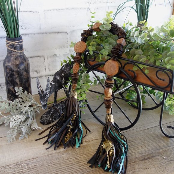 African Decor Animal Print Bead Garland Tribal Beaded Tassle Safari Bead Garland - Picture 3 of 4